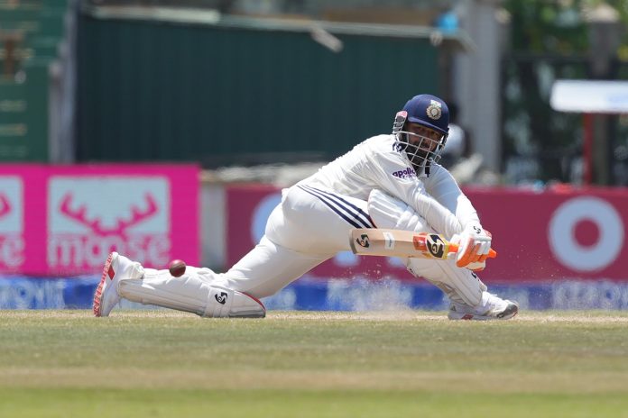 Pant, bowlers put India on victory path