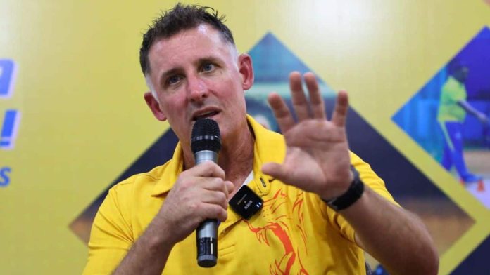 Michael Hussey considering England test batting coach role after Stephen Fleming approach