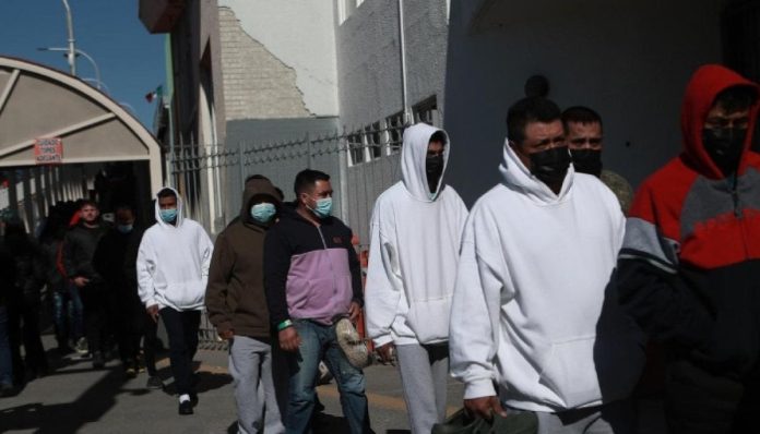 Mexico objects as US sends nearly 2,300 Mexican deportees to Guatemala