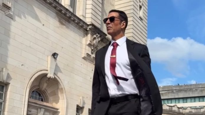 Akshay Kumar starts shoot for alien action-thriller Samuk